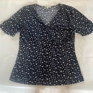 NWOT- Stitch Fix Floral Top